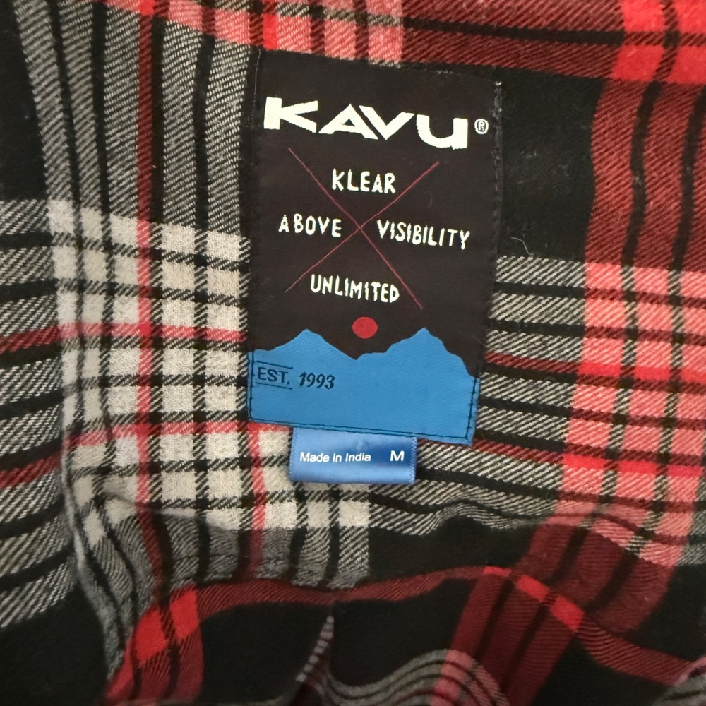Men's KAVU Red Black Plaid Long Sleeve Button Down Shirt Size M - Picture 12 of 13